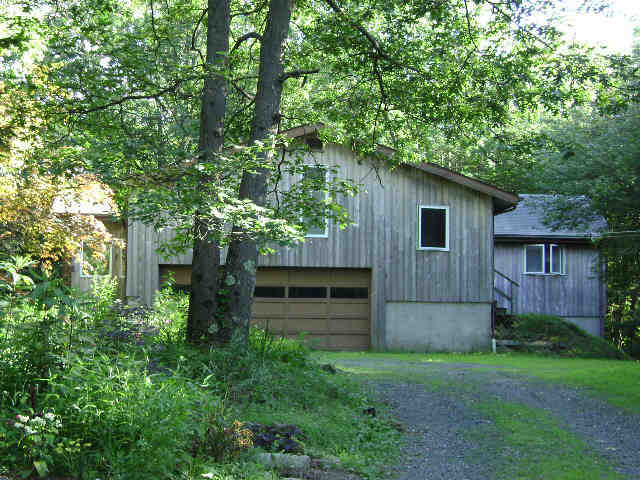 Building photograph for 26 WEST LN